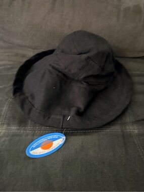 DP Black Bucket Hat
